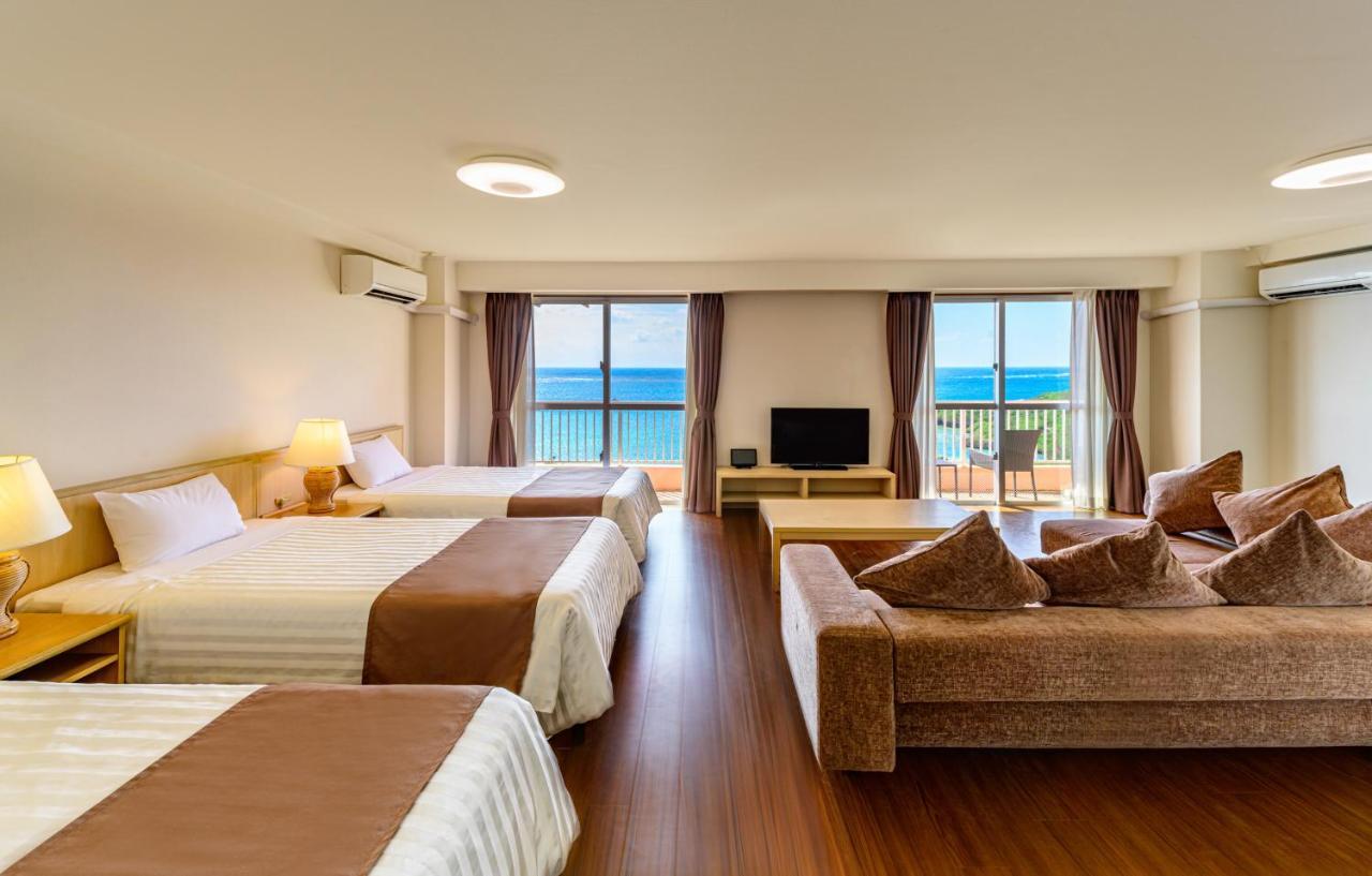 Hotel Robertson Harbor Miyakojima  Buitenkant foto